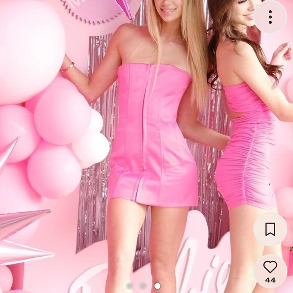 Danielle Guizio Satin Corset Dress in true pink🩷
Worn Once - Picture 3 of 3